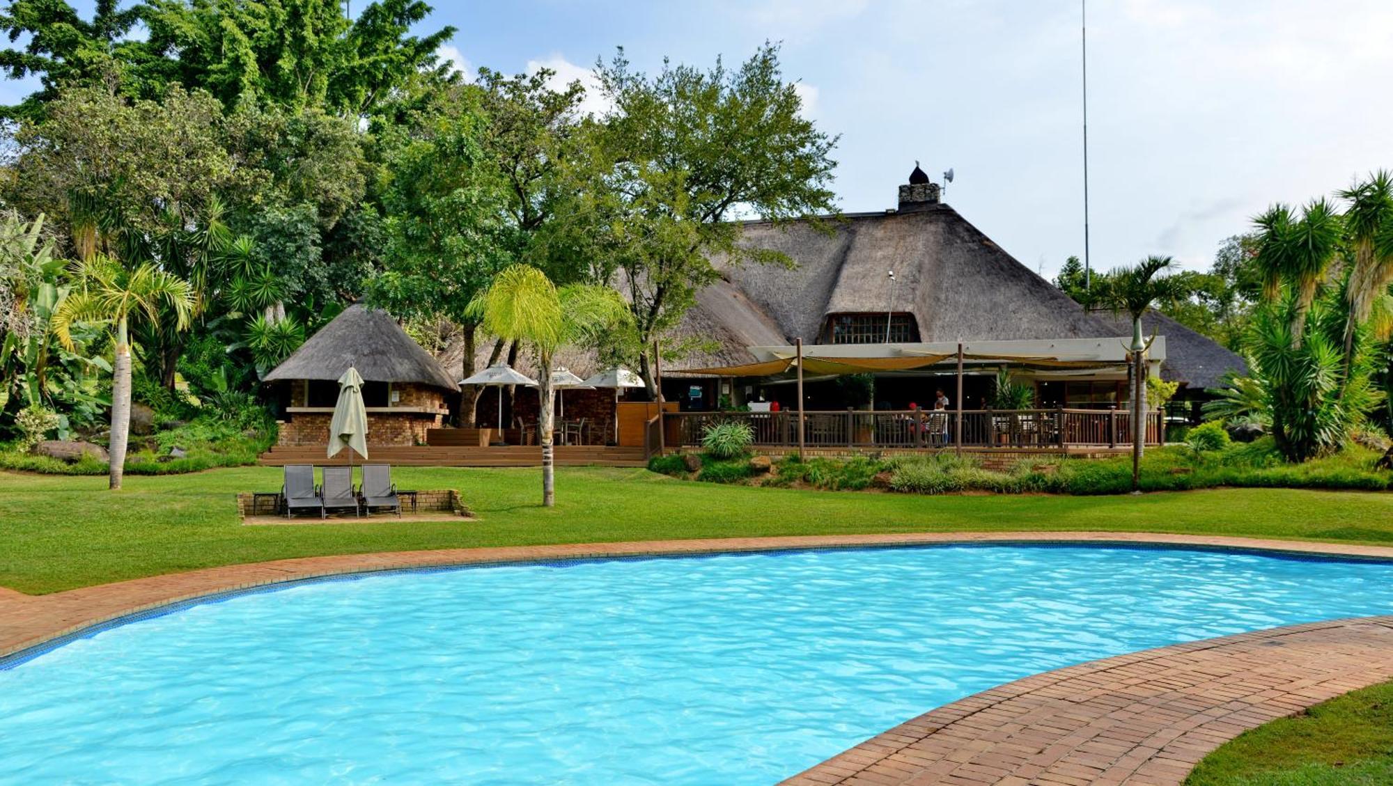 Cambalala - Luxury Units - In Kruger Park Lodge - Serviced Daily, Free Wi-Fi Hazyview Exterior photo